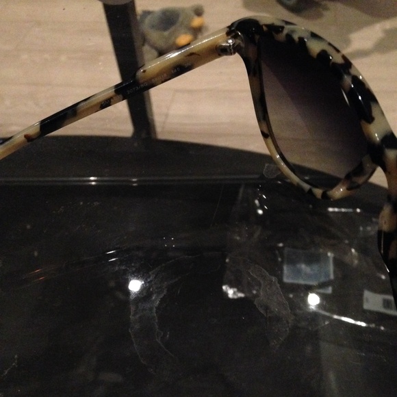 Stella McCartney Rounded Cat Eye Sunglasses - Picture 5 of 6